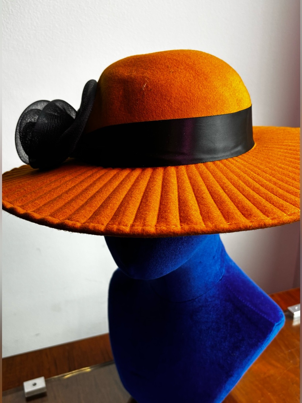 VTG Tracy & David New York Orange Wool Felt Wide Brim Hat Mesh Bow Made In USA